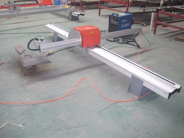 Chine fabricant cnc portable plasma cutters pour couper en acier inoxydable en acier inoxydable / fer / métal