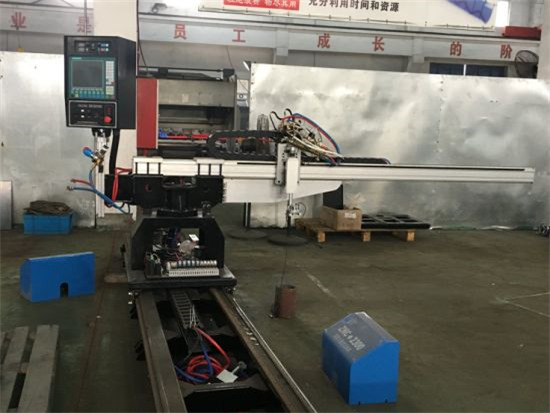 Prix ​​bon marché chinois coupe 30mm cnc plasma machine de coupe