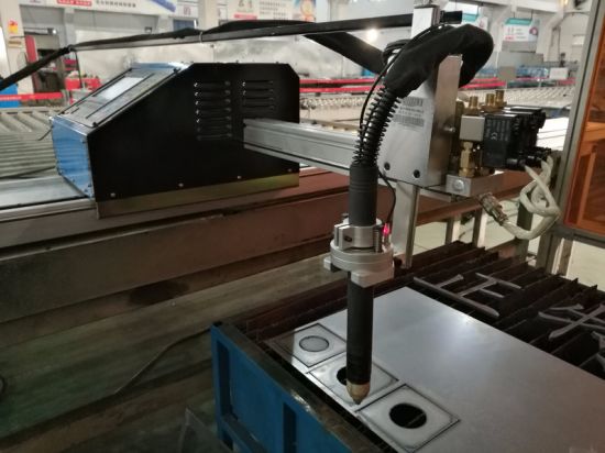 machine de découpage de plasma de commande numérique par ordinateur d'acier / cuivre / feuille de fer avec le bon prix