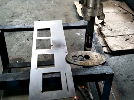 Machine de découpage de plasma de fournisseur d'énergie de Huayuan coupée le coupeur de plasma de 40mm en métal cnc
